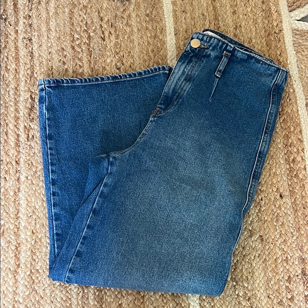 Zara wide legged jeans